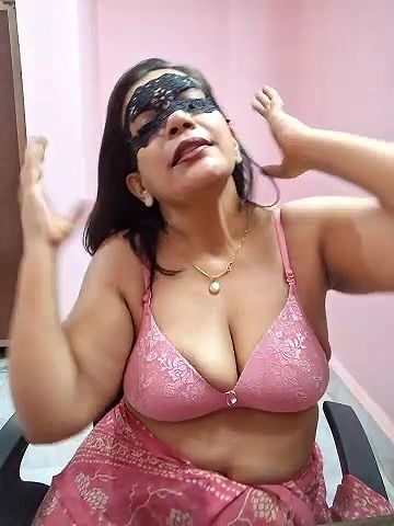 Stripchat-Public.Show-f-RADHAhot2-2024.07.04.135114
