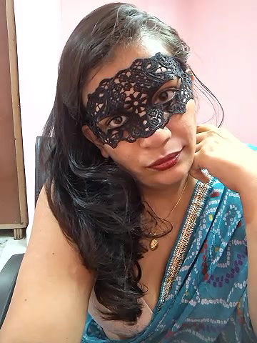 Stripchat-Public.Show-f-RADHAhot2-2024.07.03.151335
