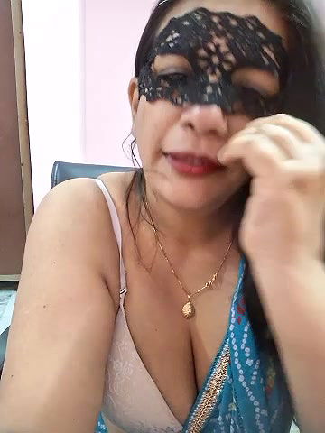 Stripchat-Public.Show-f-RADHAhot2-2024.07.03.045146
