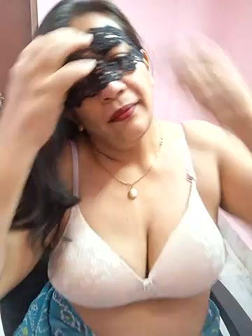 Stripchat-Public.Show-f-RADHAhot2-2024.07.03.030759