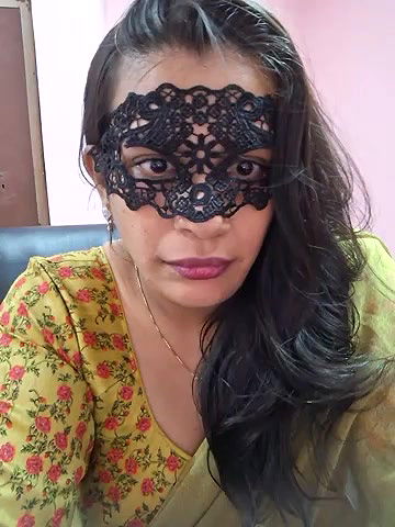 Stripchat-Public.Show-f-RADHAhot2-2024.06.30.070139