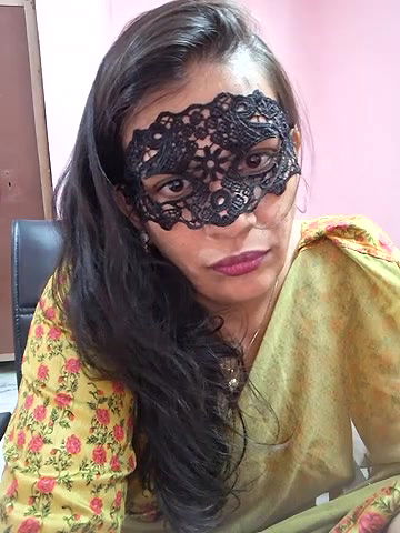 Stripchat-Public.Show-f-RADHAhot2-2024.06.30.063002