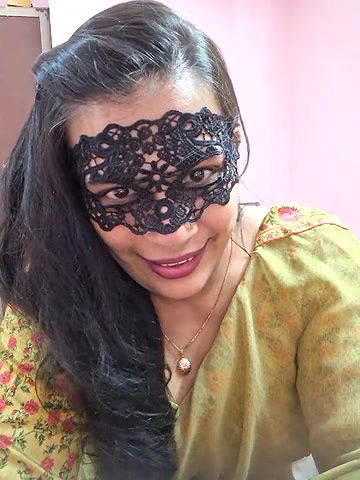 Stripchat-Public.Show-f-RADHAhot2-2024.06.30.030812