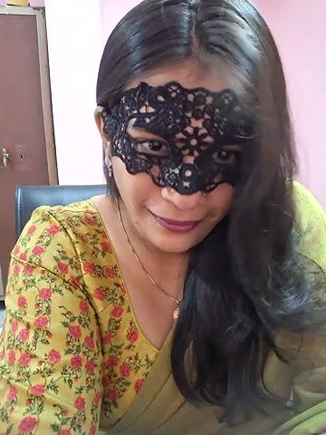 Stripchat-Public.Show-f-RADHAhot2-2024.06.30.030812