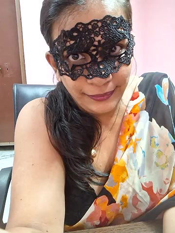 Stripchat-Public.Show-f-RADHAhot2-2024.06.28.150322