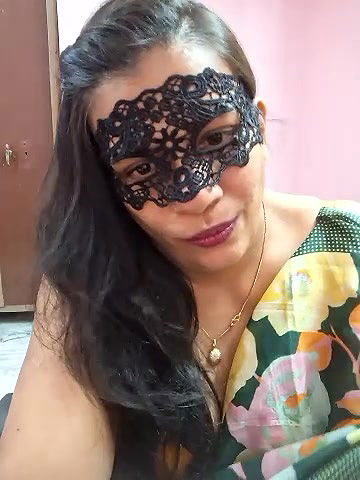 Stripchat-Public.Show-f-RADHAhot2-2024.06.28.052241