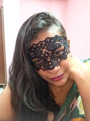 Stripchat-Public.Show-f-RADHAhot2-2024.06.28.025311