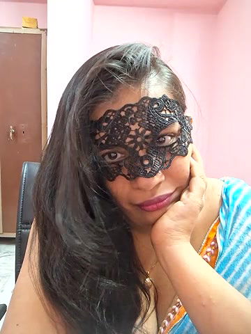 Stripchat-Public.Show-f-RADHAhot2-2024.06.27.040839