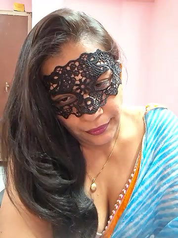 Stripchat-Public.Show-f-RADHAhot2-2024.06.27.033549