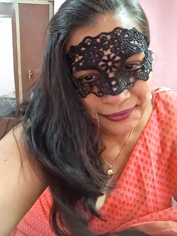Stripchat-Public.Show-f-RADHAhot2-2024.06.26.062255