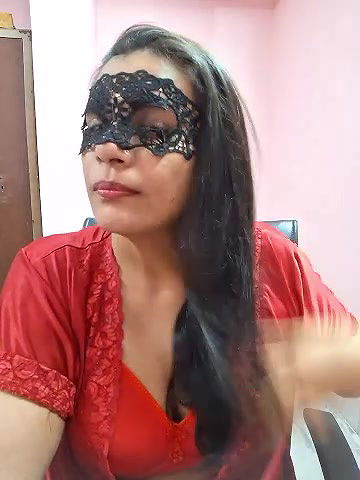 Stripchat-Public.Show-f-RADHAhot2-2024.06.25.164734