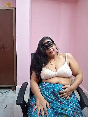 Stripchat-Public.Show-f-RADHAhot2-2024.06.25.054914