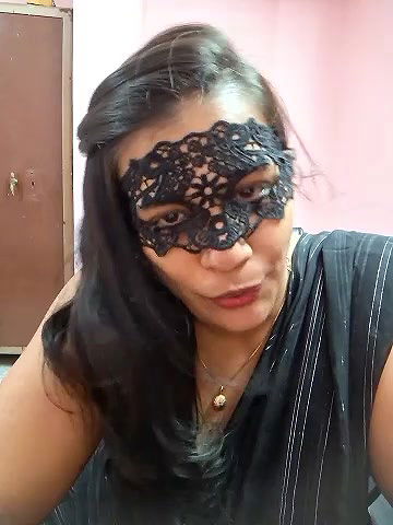Stripchat-Public.Show-f-RADHAhot2-2024.06.24.151056