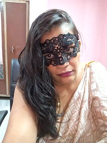 Stripchat-Public.Show-f-RADHAhot2-2024.06.23.140517