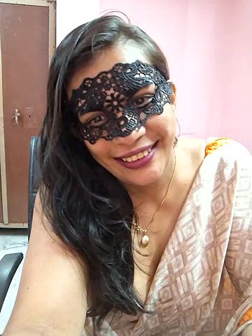 Stripchat-Public.Show-f-RADHAhot2-2024.06.23.140517