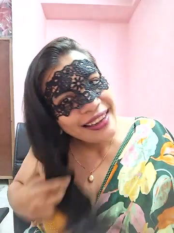 Stripchat-Public.Show-f-RADHAhot2-2024.06.20.113223