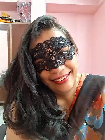 Stripchat-Public.Show-f-RADHAhot2-2024.06.19.050754