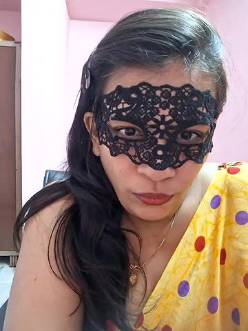 Stripchat-Public.Show-f-RADHAhot2-2024.05.27.120228