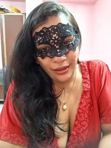 Stripchat-Public.Show-f-RADHAhot2-2024.05.25.171930