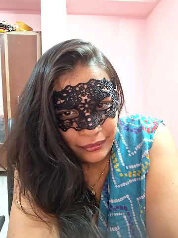 Stripchat-Public.Show-f-RADHAhot2-2024.05.25.131228