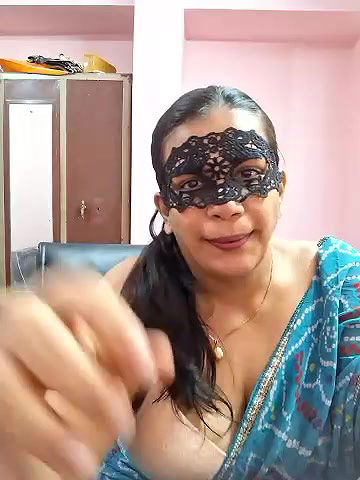 Stripchat-Public.Show-f-RADHAhot2-2024.05.25.061615