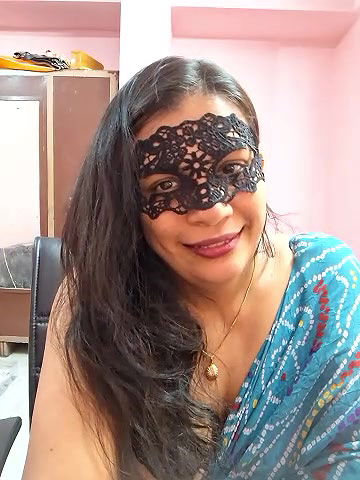 Stripchat-Public.Show-f-RADHAhot2-2024.05.25.053745