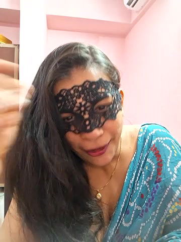 Stripchat-Public.Show-f-RADHAhot2-2024.05.25.021402