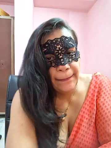 Stripchat-Public.Show-f-RADHAhot2-2024.05.21.024928