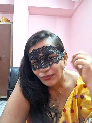 Stripchat-Public.Show-f-RADHAhot2-2024.05.19.130218