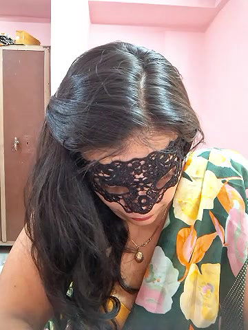 Stripchat-Public.Show-f-RADHAhot2-2024.05.19.044933