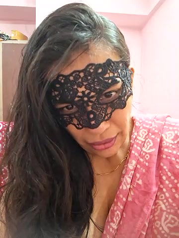 Stripchat-Public.Show-f-RADHAhot2-2024.05.17.031159