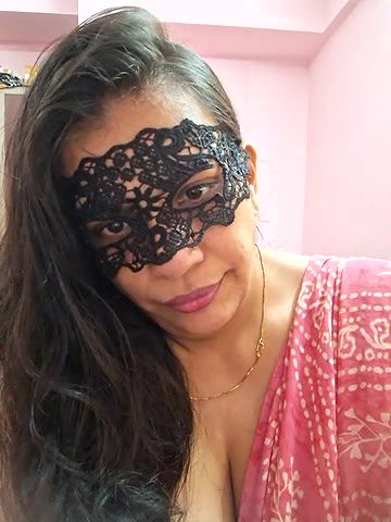 Stripchat-Public.Show-f-RADHAhot2-2024.05.17.031159