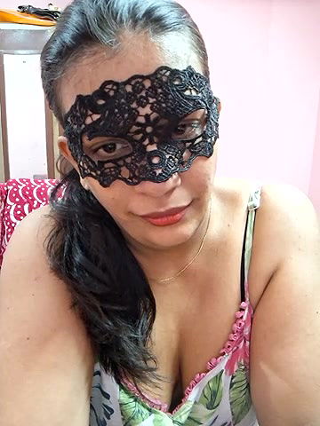 Stripchat-Public.Show-f-RADHAhot2-2024.05.15.171532