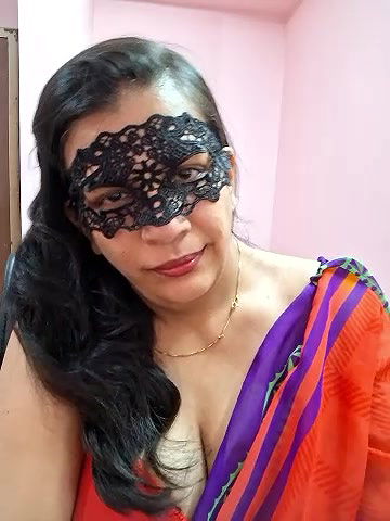 Stripchat-Public.Show-f-RADHAhot2-2024.05.15.115223