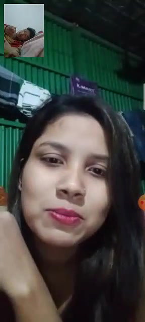 Beautiful Married Girl Showing