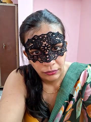 Stripchat-Public.Show-f-RADHAhot2-2024.05.12.070541