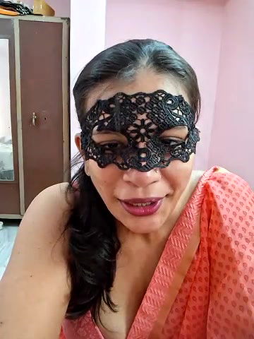 Stripchat-Public.Show-f-RADHAhot2-2024.05.11.123142