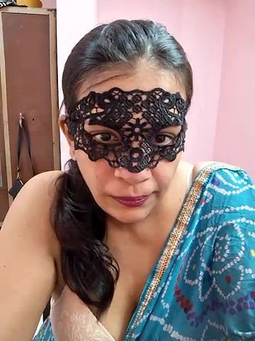 Stripchat-Public.Show-f-RADHAhot2-2024.05.09.122750