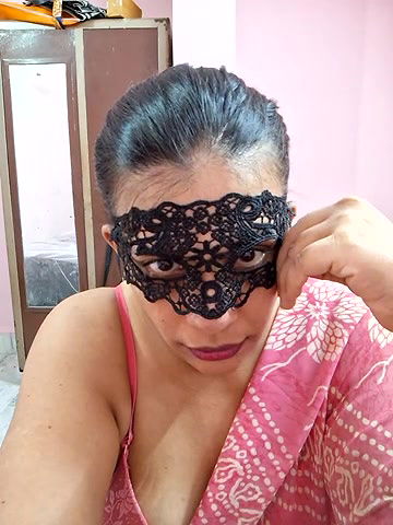 Stripchat-Public.Show-f-RADHAhot2-2024.05.07.063001