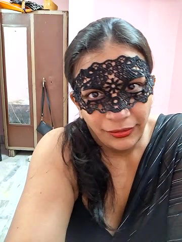 Stripchat-Public.Show-f-RADHAhot2-2024.05.06.131249