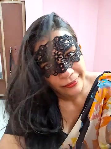 Stripchat-Public.Show-f-RADHAhot2-2024.05.05.043732