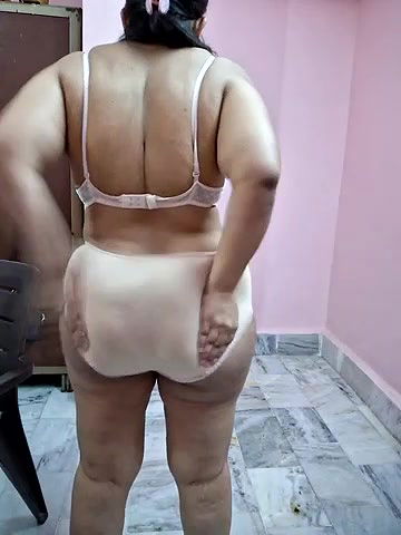 Stripchat-Public.Show-f-RADHAhot2-2024.05.04.140203