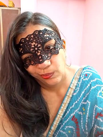 Stripchat-Public.Show-f-RADHAhot2-2024.05.04.025727
