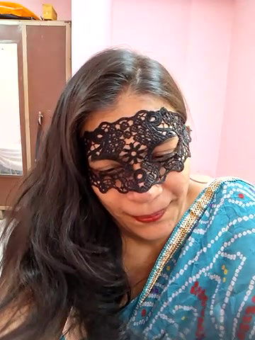Stripchat-Public.Show-f-RADHAhot2-2024.05.04.025727