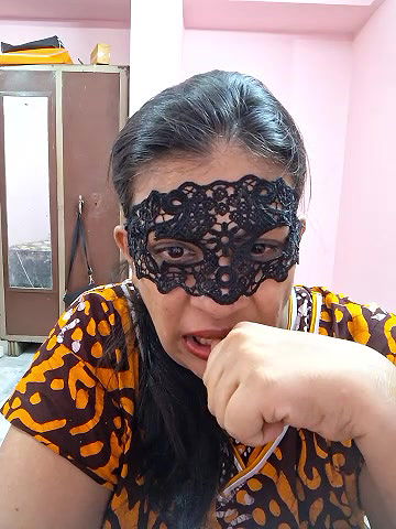 Stripchat-Public.Show-f-RADHAhot2-2024.05.02.165026