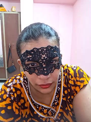 Stripchat-Public.Show-f-RADHAhot2-2024.05.02.165026