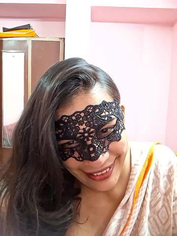 Stripchat-Public.Show-f-RADHAhot2-2024.05.01.125148