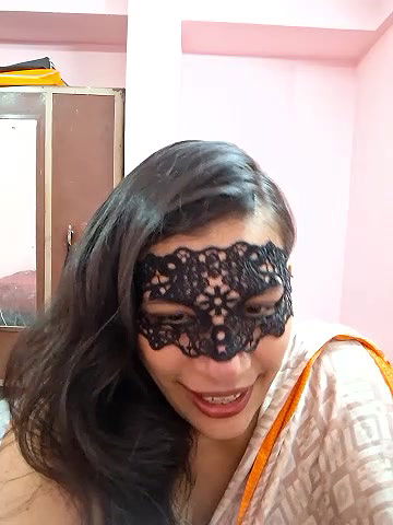 Stripchat-Public.Show-f-RADHAhot2-2024.05.01.125148