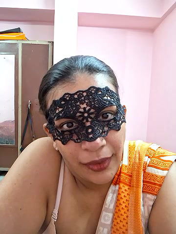 Stripchat-Public.Show-f-RADHAhot2-2024.05.01.125148
