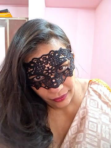 Stripchat-Public.Show-f-RADHAhot2-2024.05.01.031118